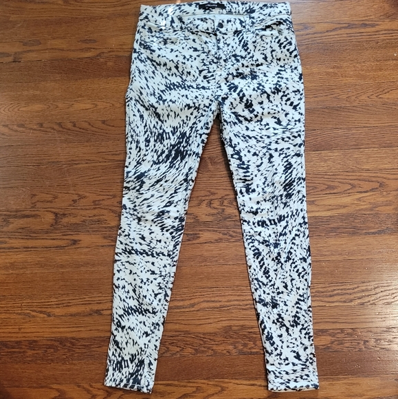 J Brand Super Skinny black white labyrinth print - Picture 3 of 5